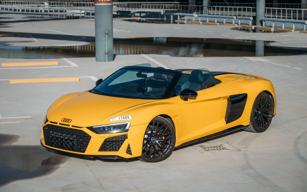 Audi R8 V10 Spyder (yellow)