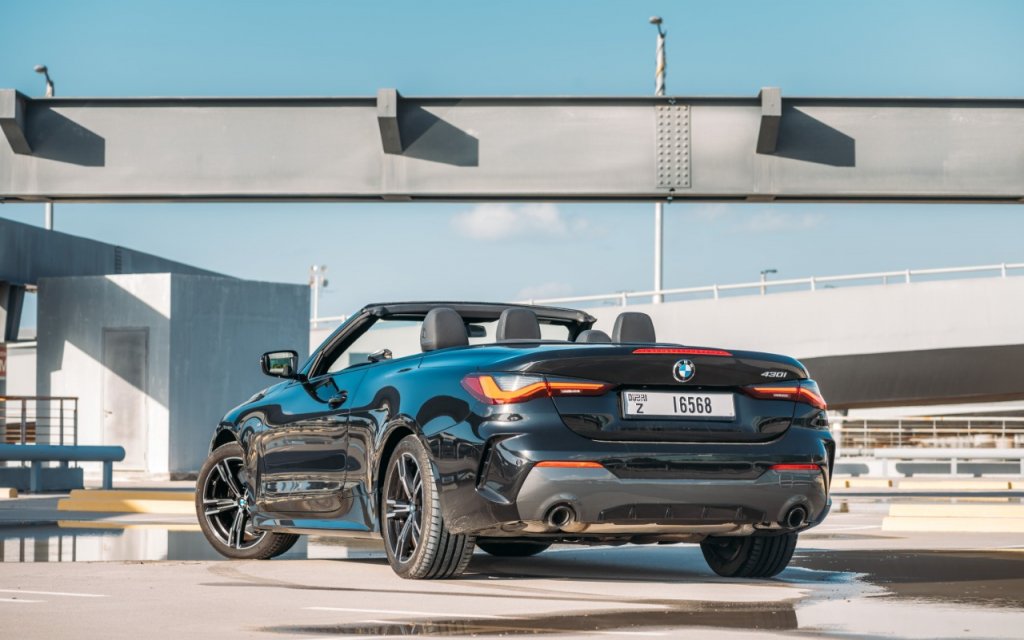 BMW 430i Cabrio (Black)