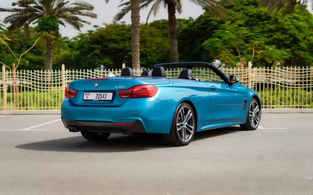 BMW 430i cabrio (Blue)