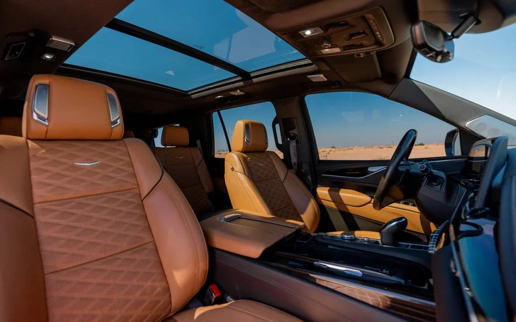 Cadillac Escalade white