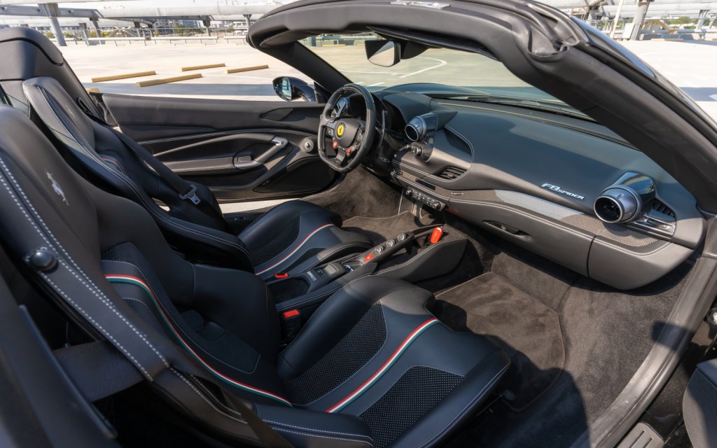 Ferrari F8 Tributo Spyder (Black)