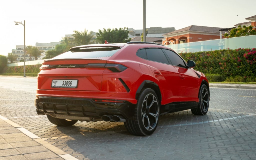 Lamborghini Urus (Red)