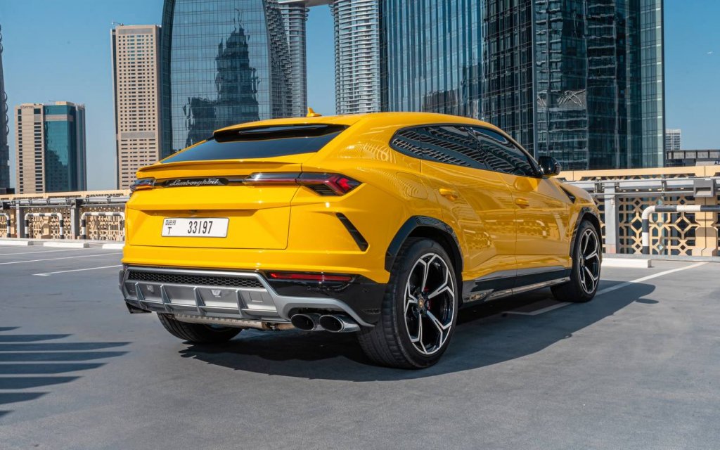 Lamborghini Urus (Yellow)