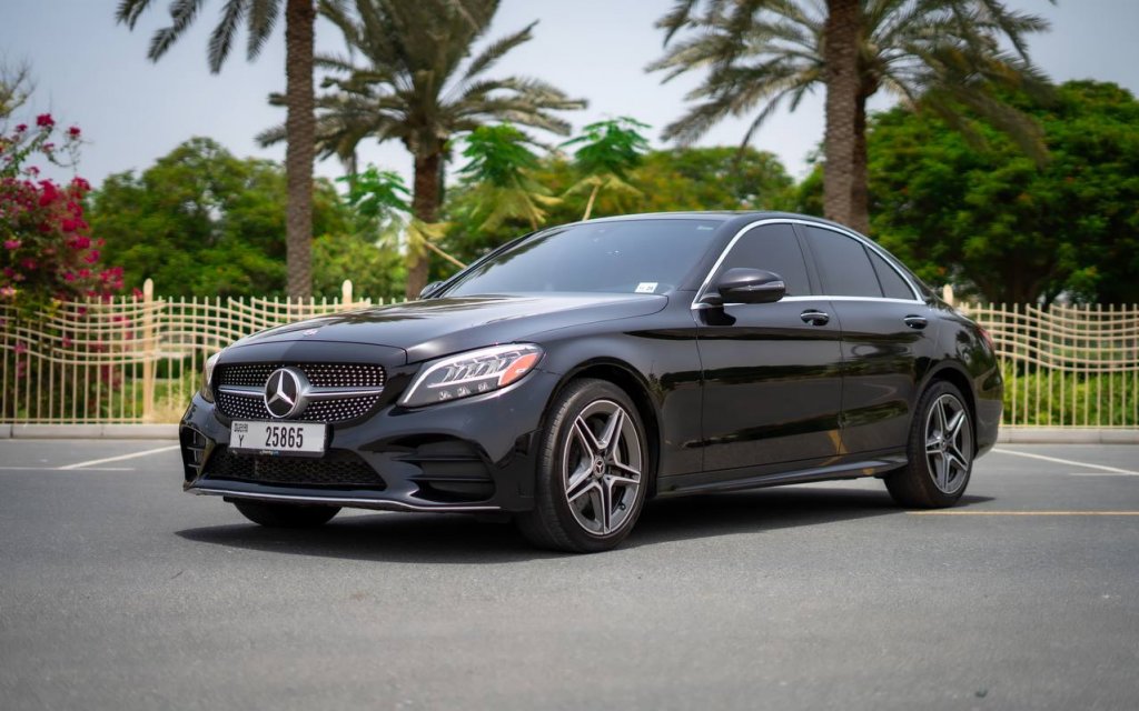 Mercedes C300 Black 2020