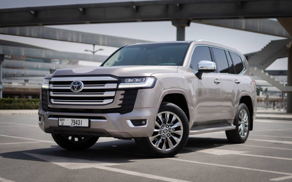 Toyota Land Cruiser 300